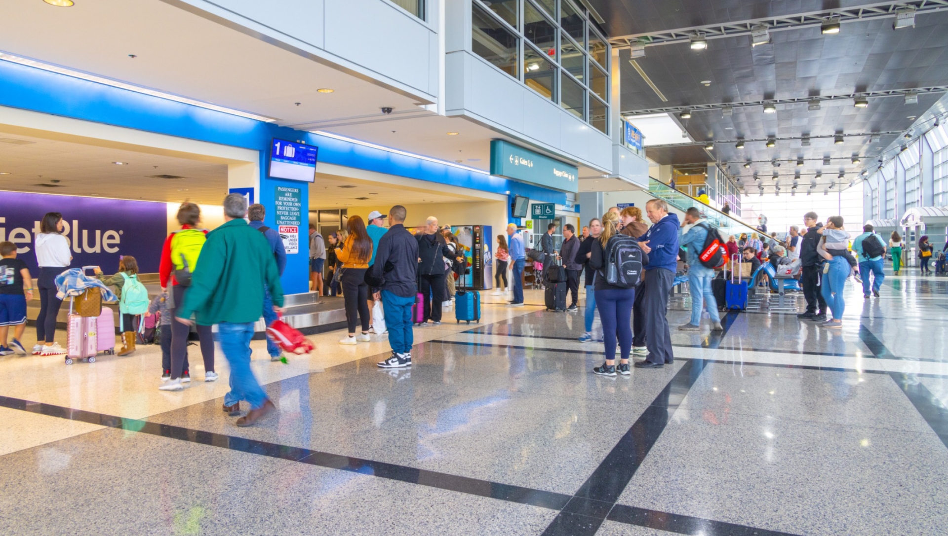 Baggage Claim at ORH